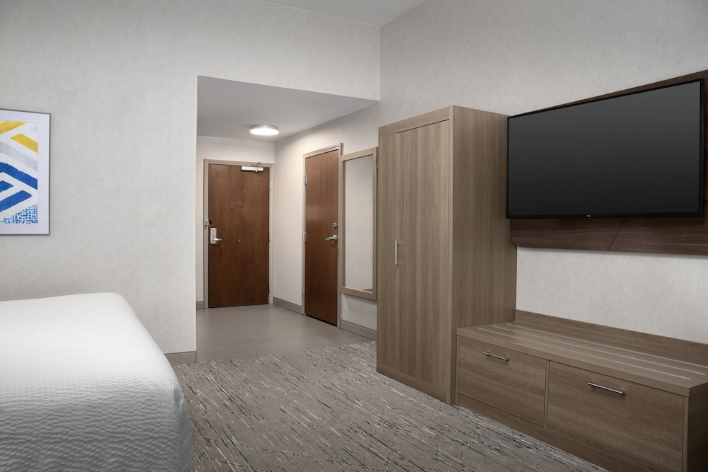 holiday inn express alexandria fort belvoir