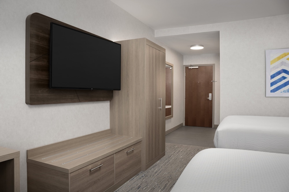 holiday inn express alexandria fort belvoir