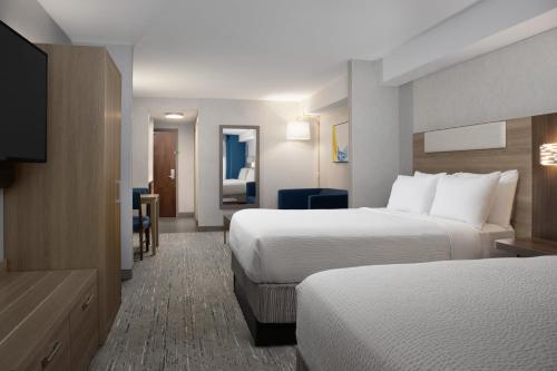 holiday inn express alexandria fort belvoir