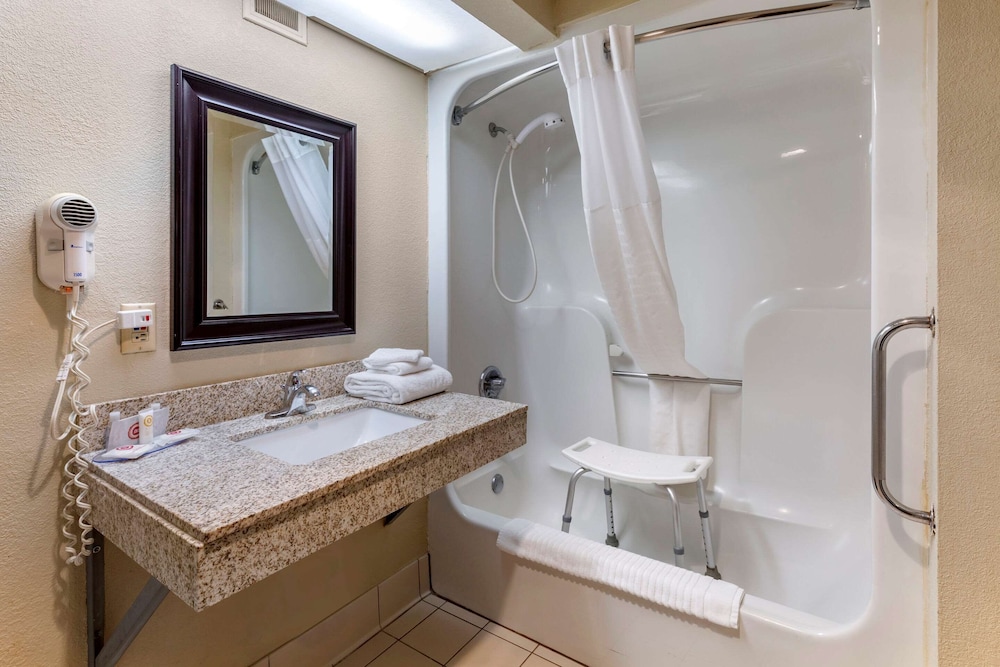 comfort inn alliance