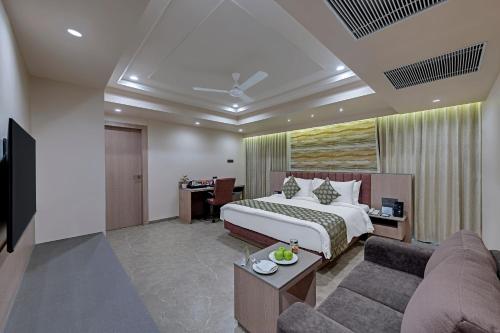 the fern residency ellisbridge ahmedabad