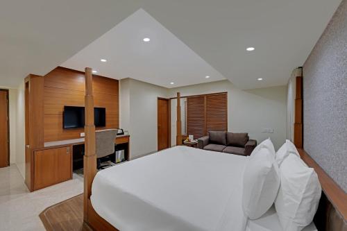 the fern residency ellisbridge ahmedabad