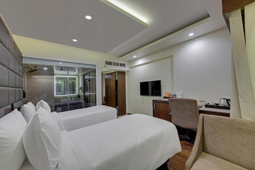 the fern residency ellisbridge ahmedabad