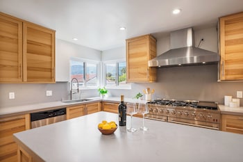 pacific crest hotel santa barbara