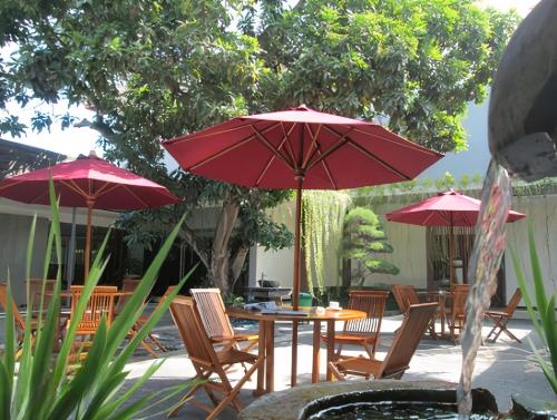 the kanjeng suites kuta galeria bali