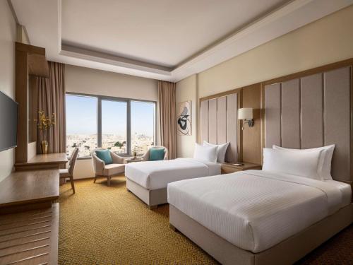 mercure muscat