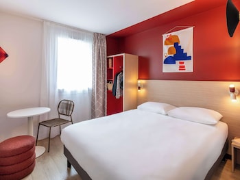 ibis styles prevessin geneve airport