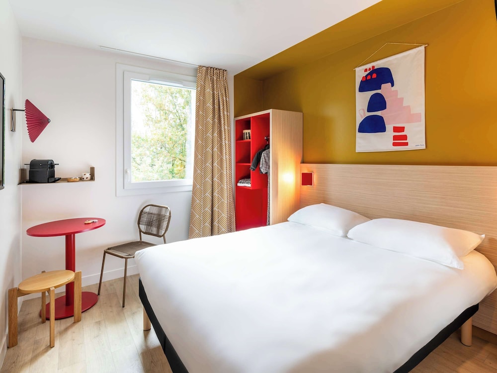 ibis styles prevessin geneve airport