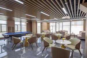 hilton garden inn xingyi wanfenglin