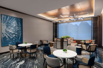hilton garden inn xingyi wanfenglin