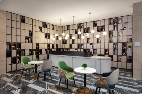 hilton garden inn xingyi wanfenglin