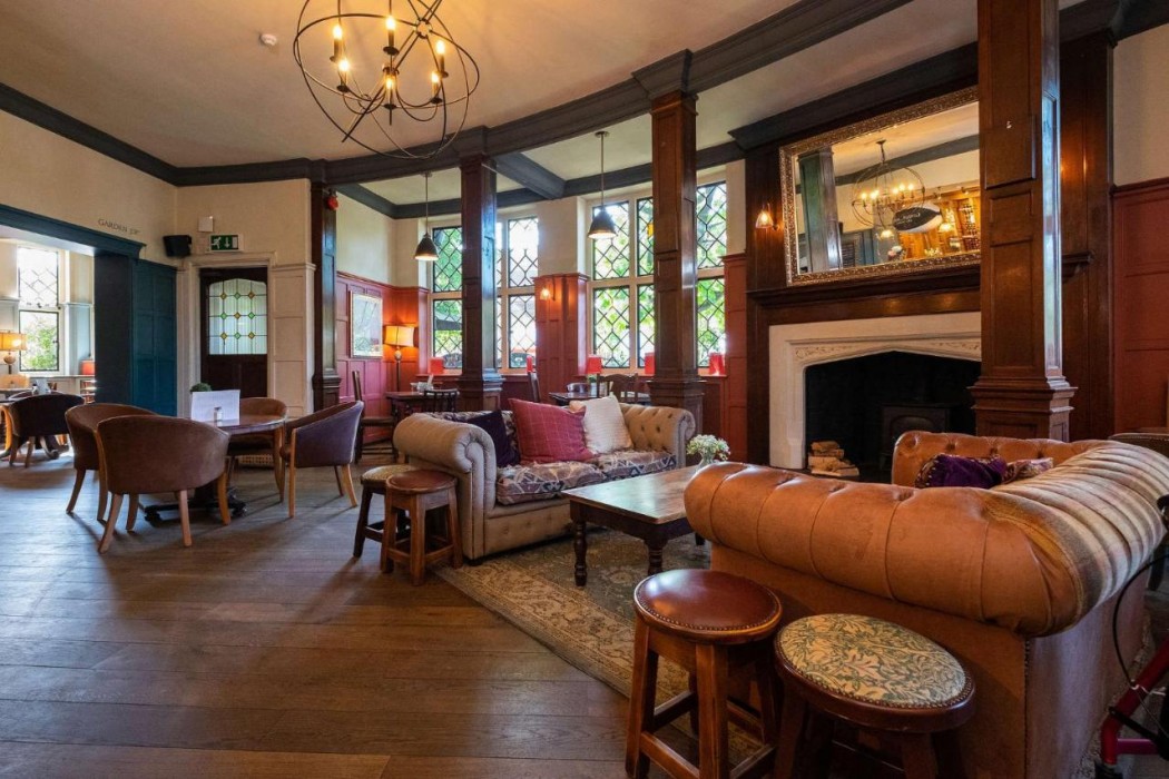 bridge hotel