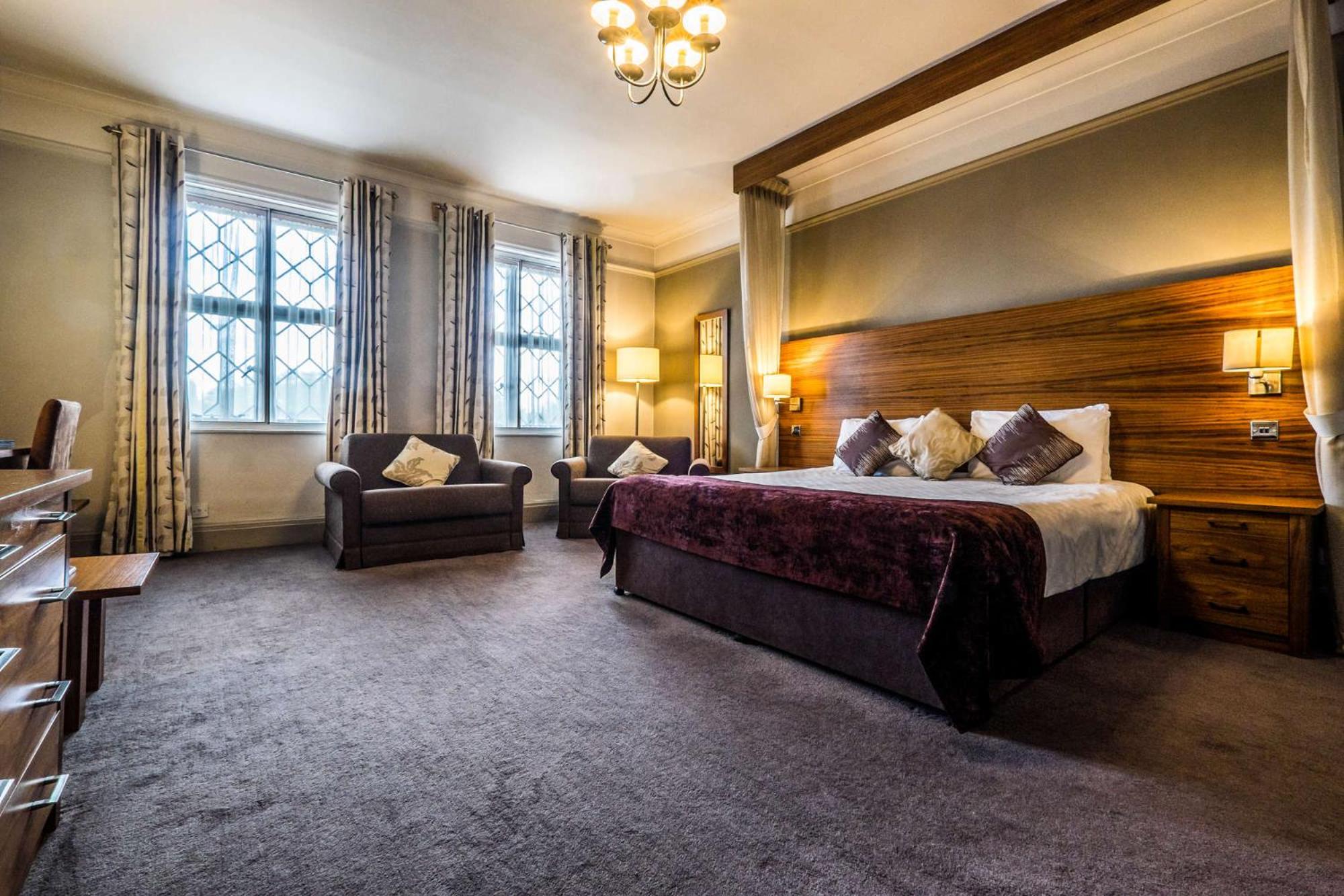 bridge hotel