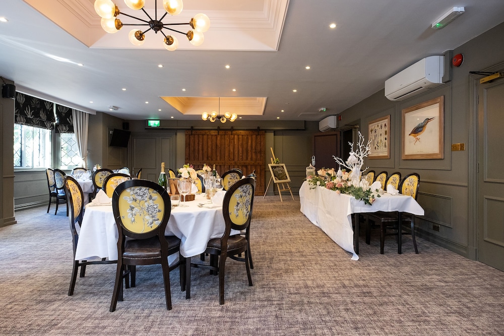 bridge hotel