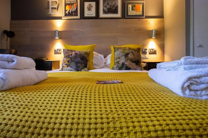bridge hotel