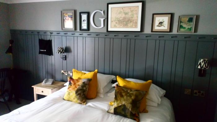 bridge hotel