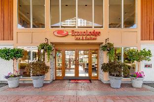 econo lodge inn and suites