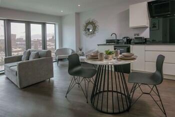 dockside aparthotel bw signature collection