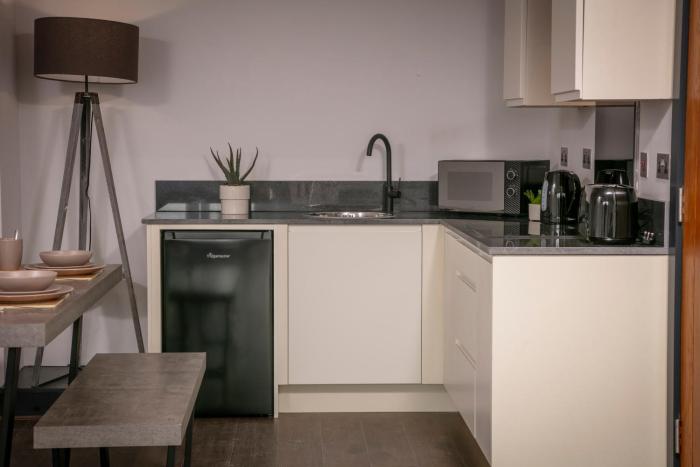 dockside aparthotel bw signature collection