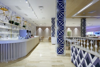 grand palladium white sand resort and spa all inclusive