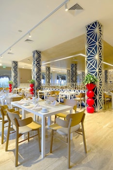 grand palladium white sand resort and spa all inclusive