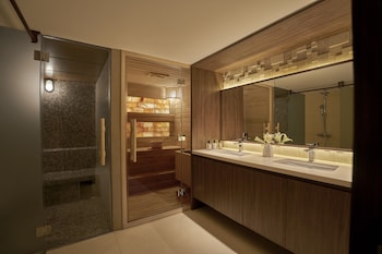 moire hoi an vignette collection an ihg hotel