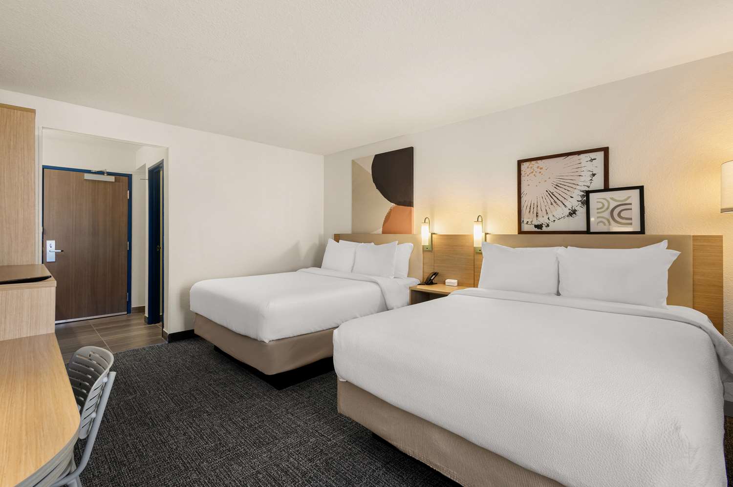 spark by hilton fort wayne