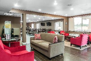 spark by hilton fort wayne