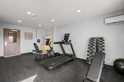 spark by hilton fort wayne