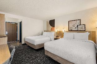 spark by hilton fort wayne
