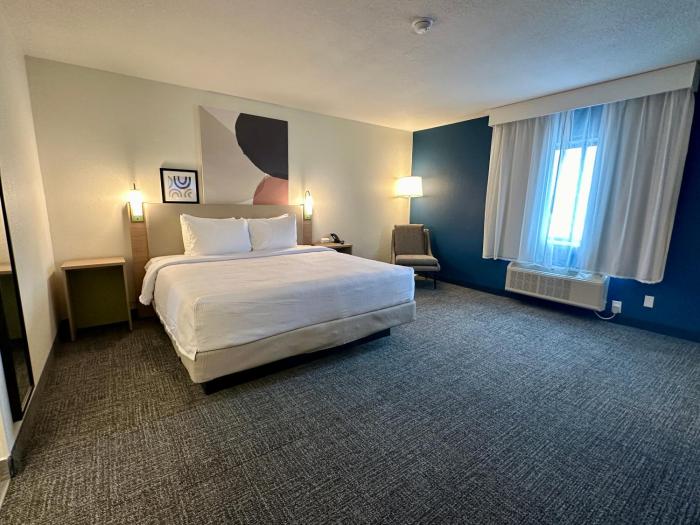 spark by hilton fort wayne