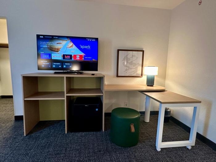 spark by hilton fort wayne