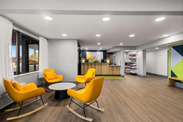 spark by hilton fort wayne