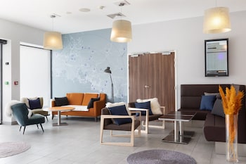 holiday inn express marseille airport by ihg