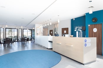 holiday inn express marseille airport by ihg