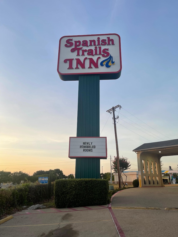 spanish trails inn