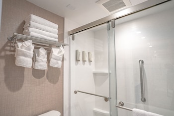 spray beach oceanfront hotel