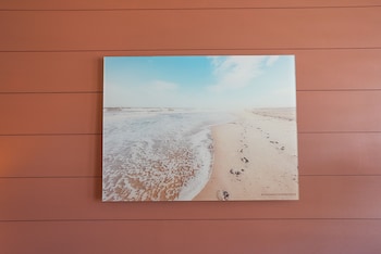 spray beach oceanfront hotel