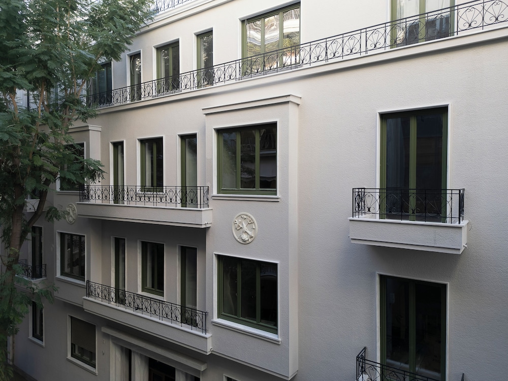 athens capital suites mgallery collection