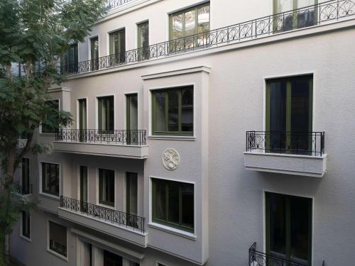 athens capital suites mgallery collection