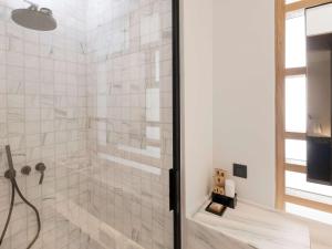 athens capital suites mgallery collection