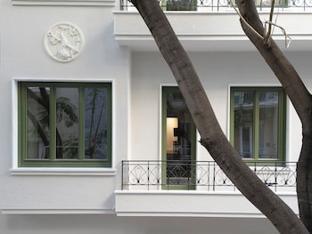 athens capital suites mgallery collection