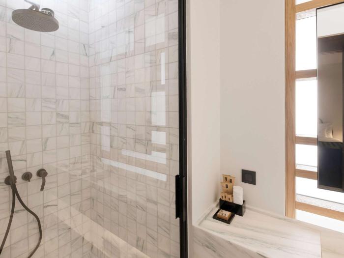 athens capital suites mgallery collection