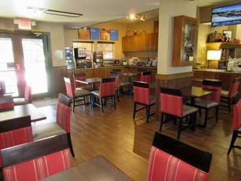 comfort inn marshall station