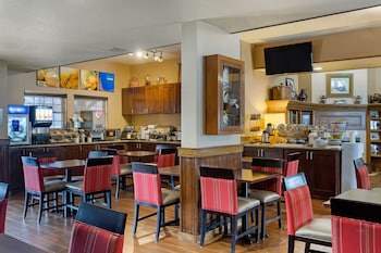 comfort inn marshall station