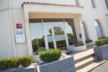 sure hotel by best western angouleme