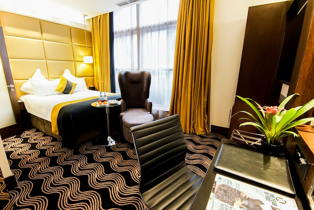 montcalm piccadilly townhouse london west end