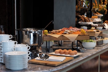 flaner hotel worldhotels crafted