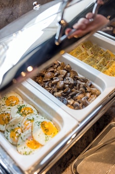 flaner hotel worldhotels crafted