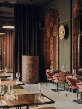 flaner hotel worldhotels crafted